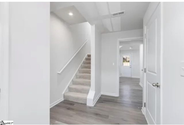 102 Verdant Leaf Way, Greenville, SC 29617