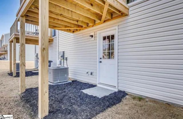 102 Verdant Leaf Way, Greenville, SC 29617