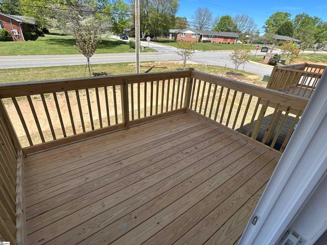 102 Verdant Leaf Way, Greenville, SC 29617