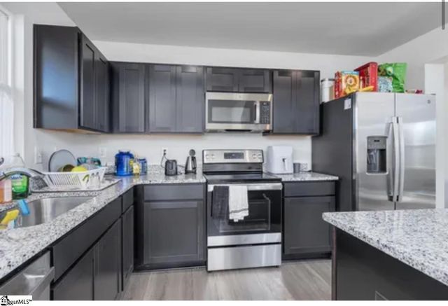 102 Verdant Leaf Way, Greenville, SC 29617