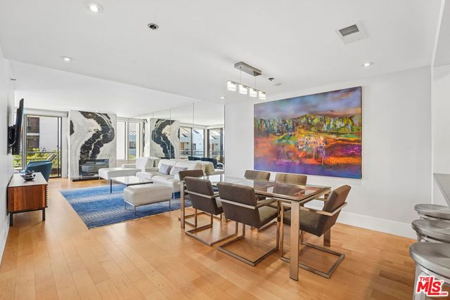 2930 Neilson Way 505, Santa Monica, CA 90405