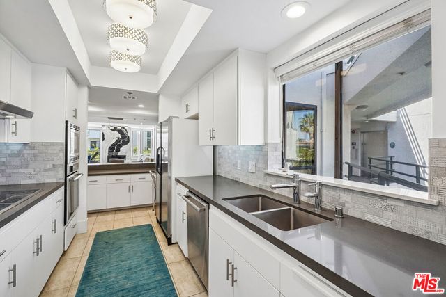 2930 Neilson Way 505, Santa Monica, CA 90405