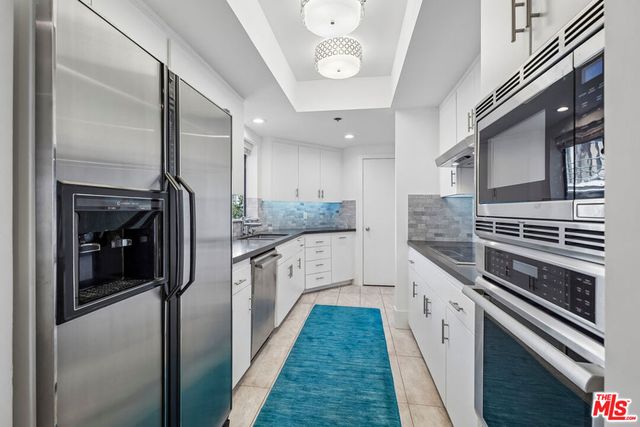 2930 Neilson Way 505, Santa Monica, CA 90405