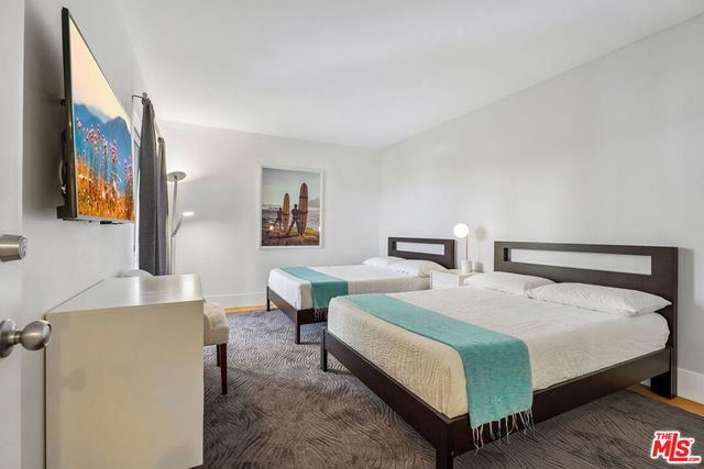 2930 Neilson Way 505, Santa Monica, CA 90405