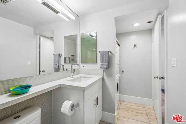2930 Neilson Way 505, Santa Monica, CA 90405