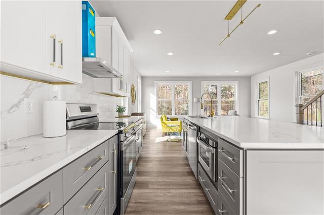 97 Fairfield NW Place, Atlanta, GA 30314