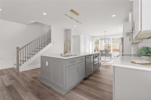 97 Fairfield NW Place, Atlanta, GA 30314