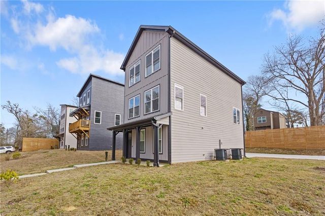 97 Fairfield NW Place, Atlanta, GA 30314