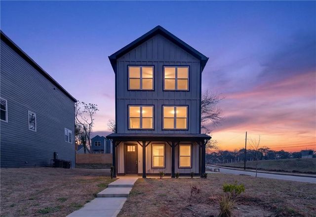 97 Fairfield NW Place, Atlanta, GA 30314