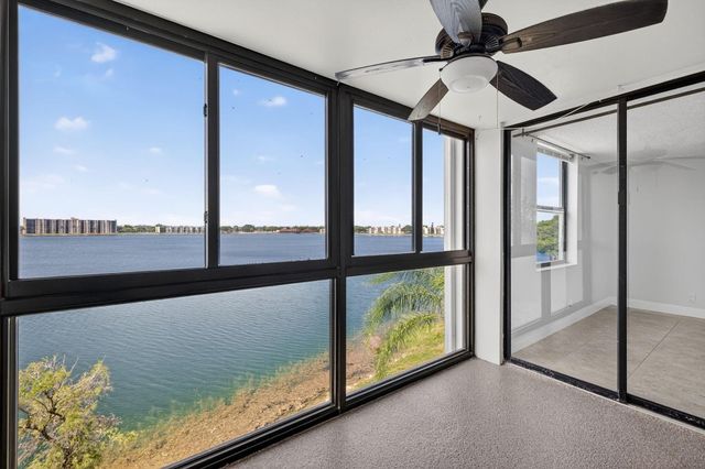 115 Lake Emerald Drive 403, Oakland Park, FL 33309