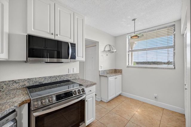 115 Lake Emerald Drive 403, Oakland Park, FL 33309