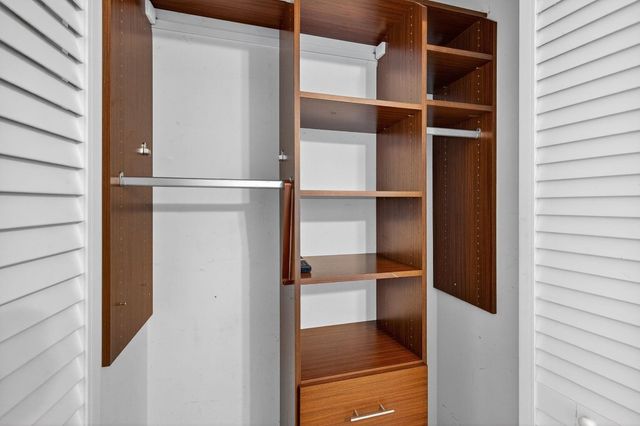 115 Lake Emerald Drive 403, Oakland Park, FL 33309