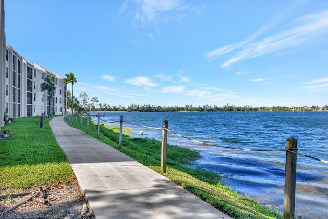 115 Lake Emerald Drive 403, Oakland Park, FL 33309