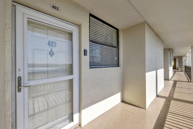 115 Lake Emerald Drive 403, Oakland Park, FL 33309