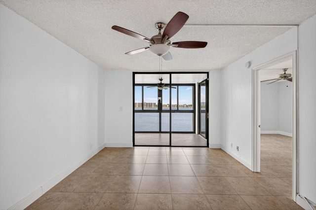 115 Lake Emerald Drive 403, Oakland Park, FL 33309