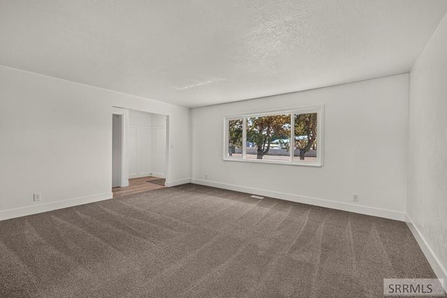 254 S Ammon Road, Idaho Falls, ID 83403