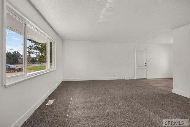 254 S Ammon Road, Idaho Falls, ID 83403