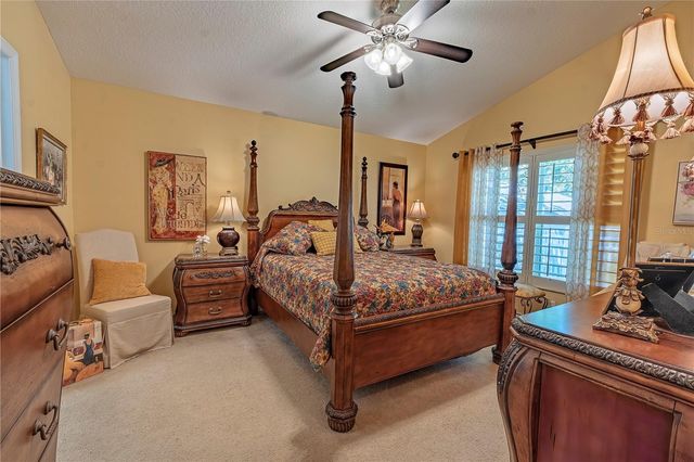 583 LISA KAREN CIRCLE, Apopka, FL 32712