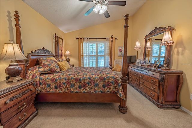 583 LISA KAREN CIRCLE, Apopka, FL 32712