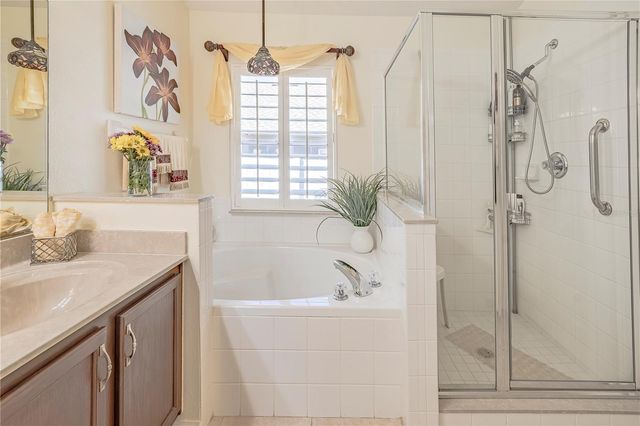 583 LISA KAREN CIRCLE, Apopka, FL 32712