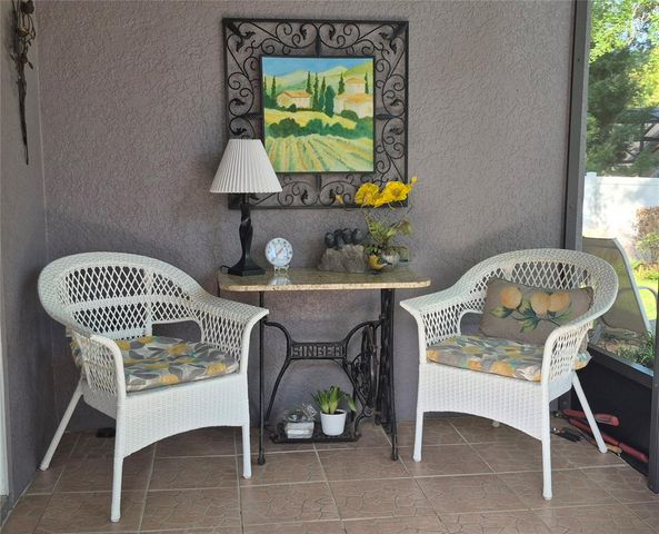 583 LISA KAREN CIRCLE, Apopka, FL 32712