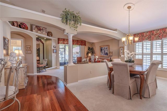 583 LISA KAREN CIRCLE, Apopka, FL 32712