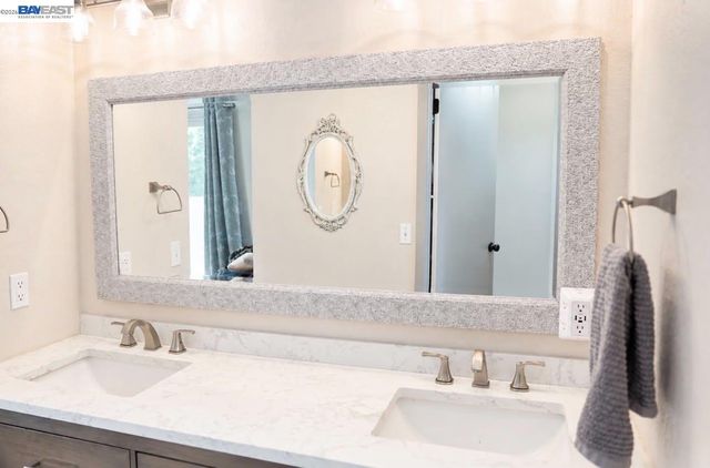 2716 Dania Ct, Modesto, CA 95358