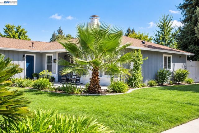 2716 Dania Ct, Modesto, CA 95358