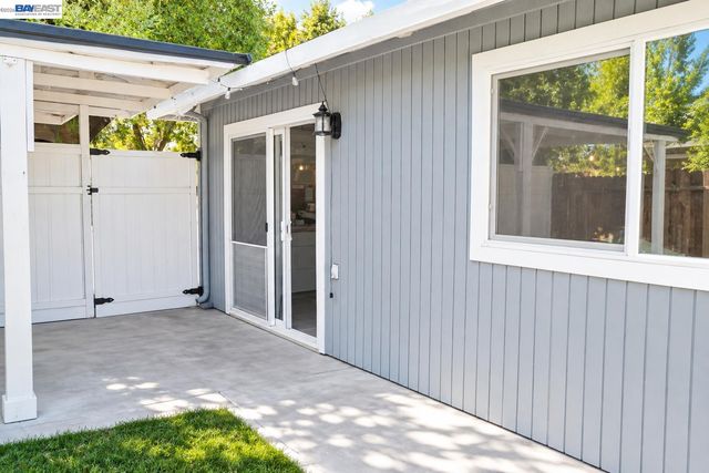 2716 Dania Ct, Modesto, CA 95358