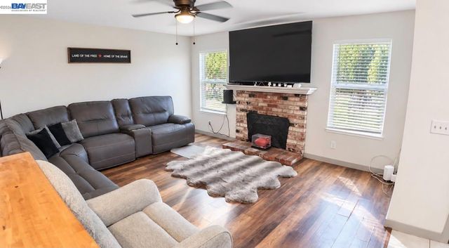 2716 Dania Ct, Modesto, CA 95358