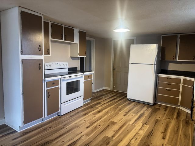 1604 Alton Road, Lawrenceburg, KY 40342