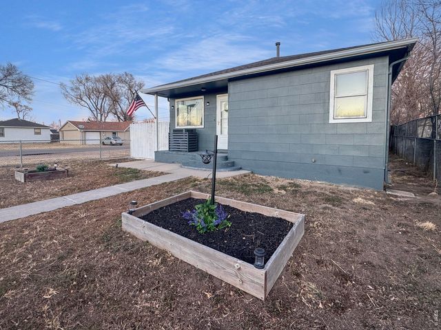 430 N 7th Ave, Sterling, CO 80751