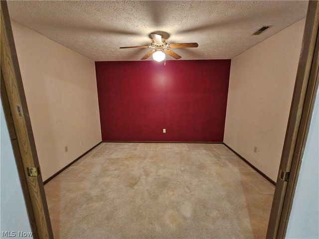 8605 Scenicview Drive 203, Broadview Heights, OH 44147