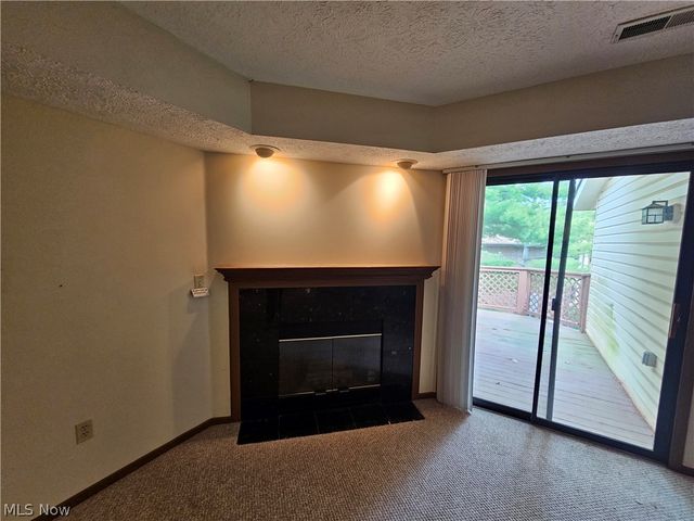 8605 Scenicview Drive 203, Broadview Heights, OH 44147