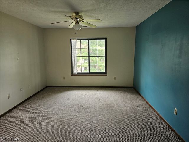 8605 Scenicview Drive 203, Broadview Heights, OH 44147