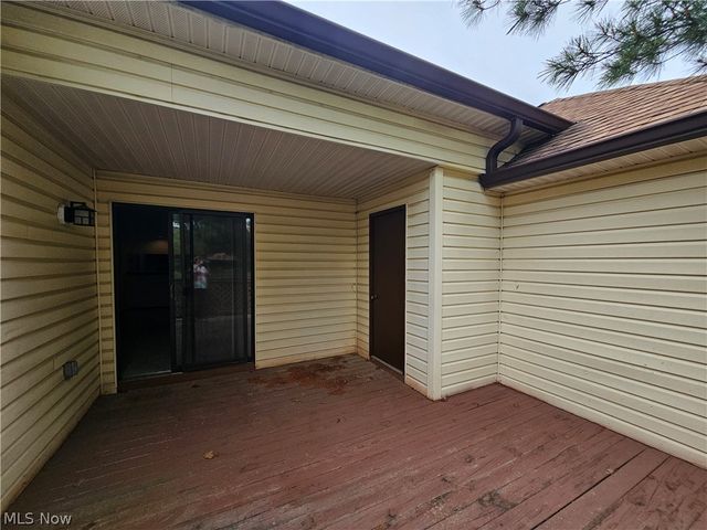 8605 Scenicview Drive 203, Broadview Heights, OH 44147