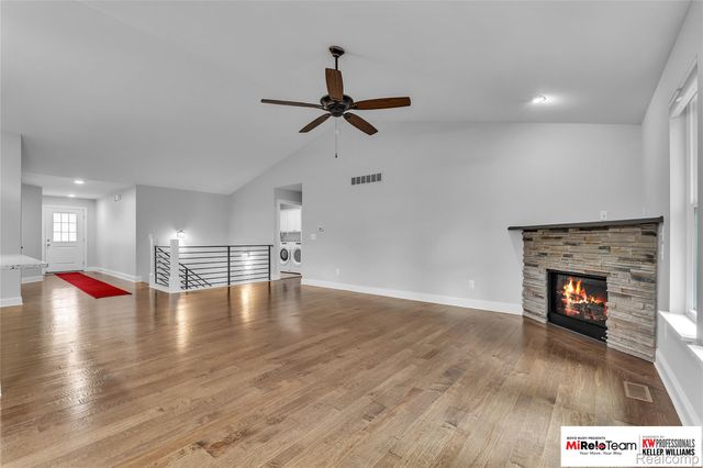 1909 Egret Pointe, Genoa Township, MI 48843