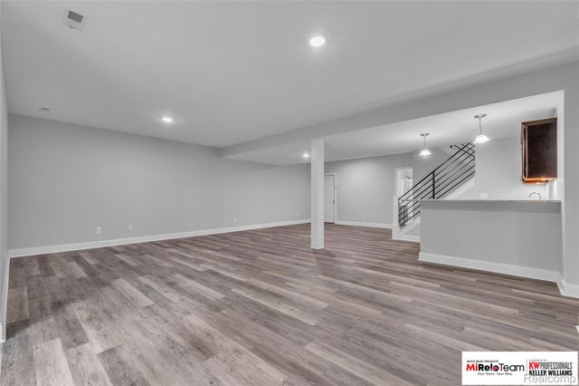 1909 Egret Pointe, Genoa Township, MI 48843