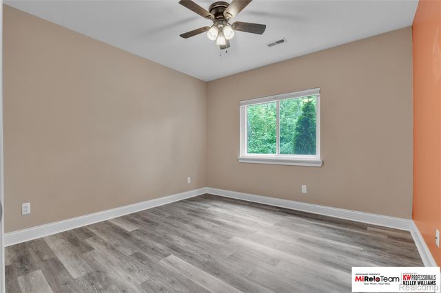 1909 Egret Pointe, Genoa Township, MI 48843