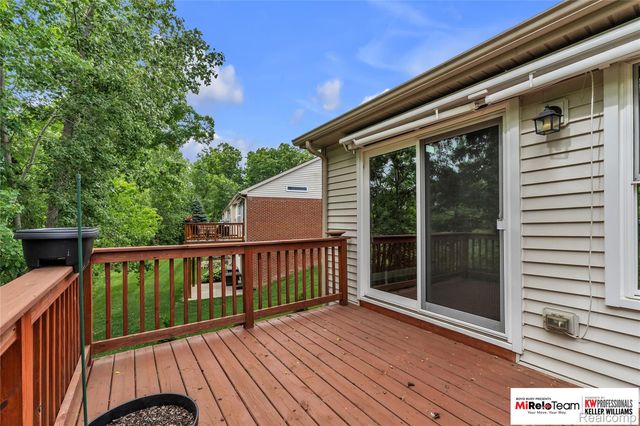 1909 Egret Pointe, Genoa Township, MI 48843