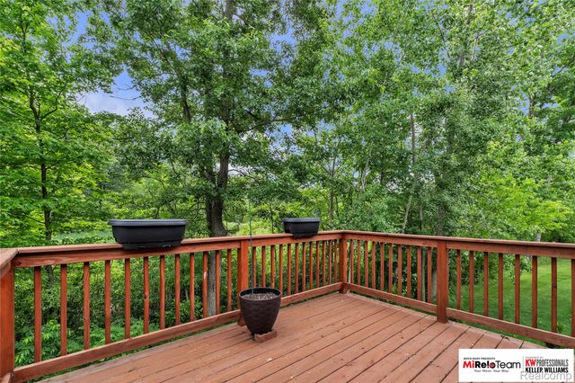 1909 Egret Pointe, Genoa Township, MI 48843