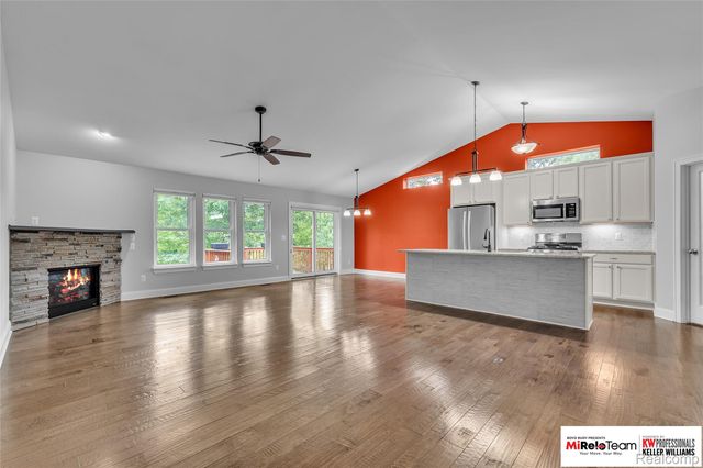 1909 Egret Pointe, Genoa Township, MI 48843
