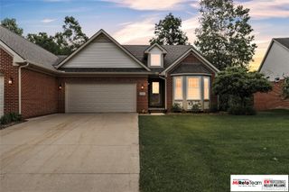 1909 Egret Pointe, Genoa Township, MI 48843