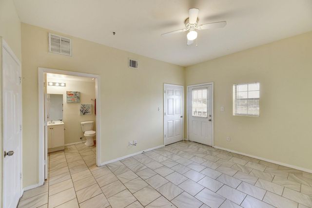 420 N Pleasant Valley RD 205, Austin, TX 78702