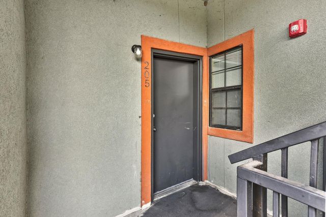 420 N Pleasant Valley RD 205, Austin, TX 78702