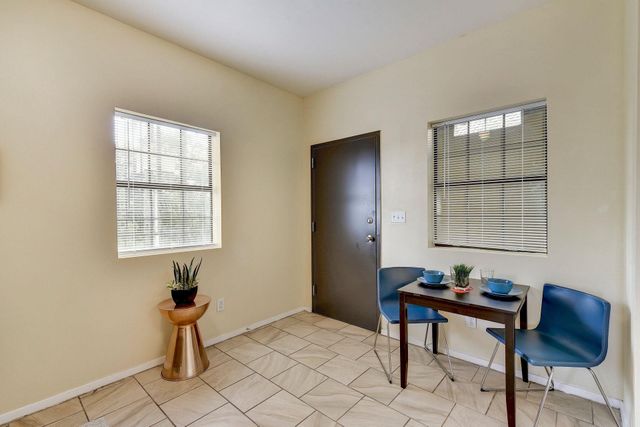 420 N Pleasant Valley RD 205, Austin, TX 78702