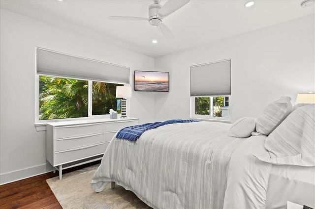 2587 RINGLING BOULEVARD, Sarasota, FL 34237