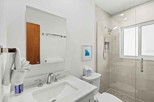 2587 RINGLING BOULEVARD, Sarasota, FL 34237