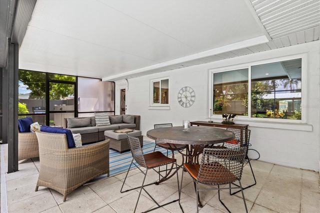 2587 RINGLING BOULEVARD, Sarasota, FL 34237