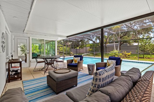 2587 RINGLING BOULEVARD, Sarasota, FL 34237